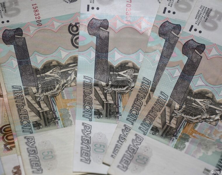 Зарплаты Калининградцев якобы выросли до 52,3 тысячи рублей