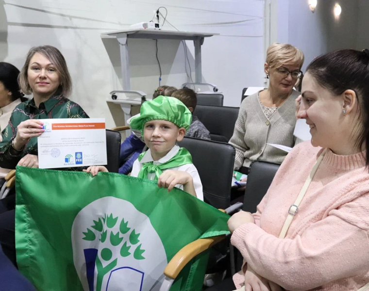 Школы Калининградской области заслужили «Зелёный флаг»