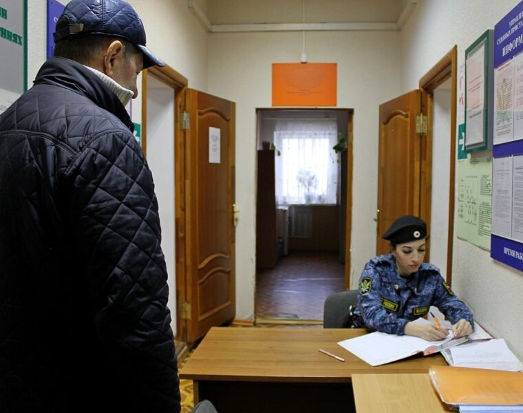 Арест машин побудил калининградца погасить долг по аренде земли в 1,6 млн рублей
