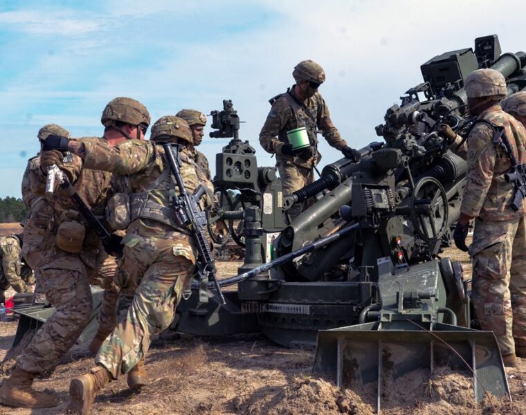 Politico: Франция предлагает отправить войска на Украину уже несколько недель