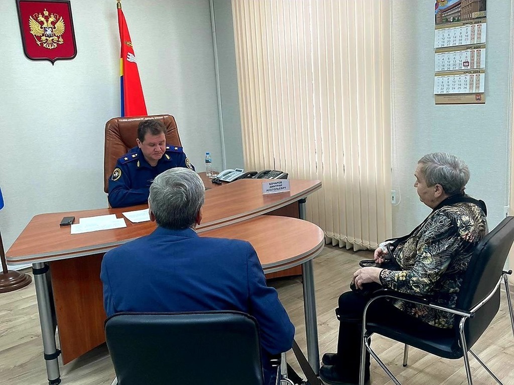 Руководитель СУ СК РФ по Калининградской области провёл личный прием граждан