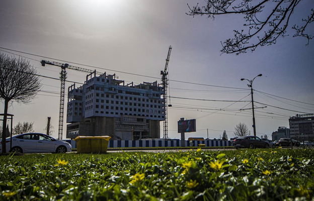 В Калининграде демонтировали 9 этажей Дома советов