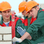 В Калининградской области спрос на работников вырос на 49%