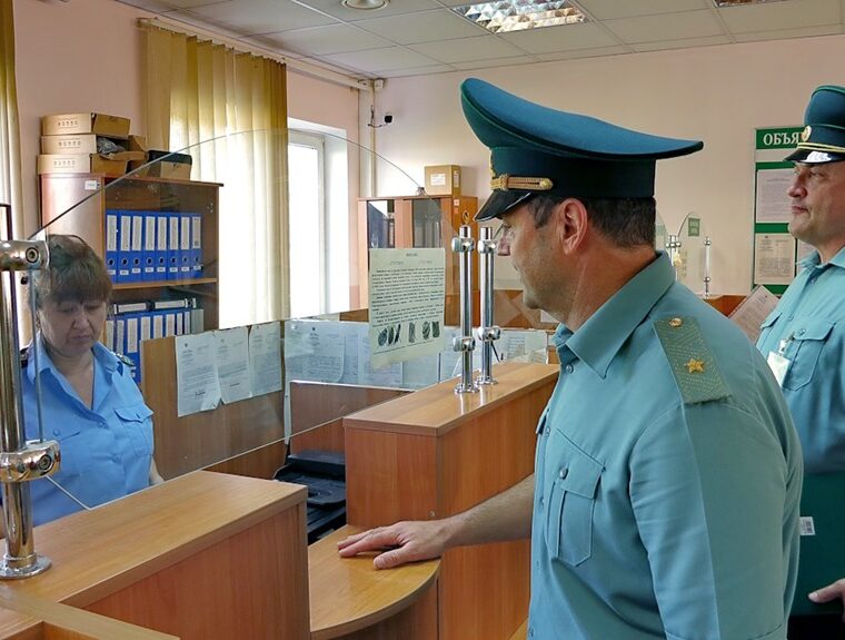 Главный таможенник Калининградской области проверил работу шести таможенных постов