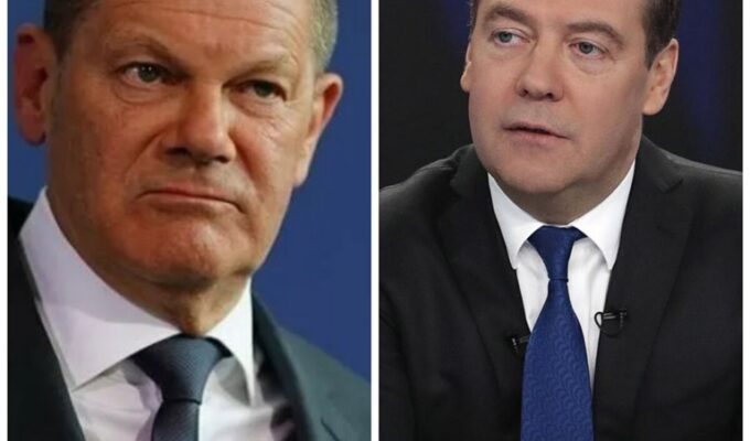 Дмитрий Медведев назвав Олафа Шольца «говнюком» и «ничтожеством»