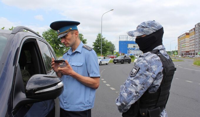 Арест BMW побудил калининградца погасить долг перед экс-супругой в 1 млн рублей