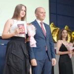 Во взрослую жизнь: в школах Калининградской области проходят выпускные