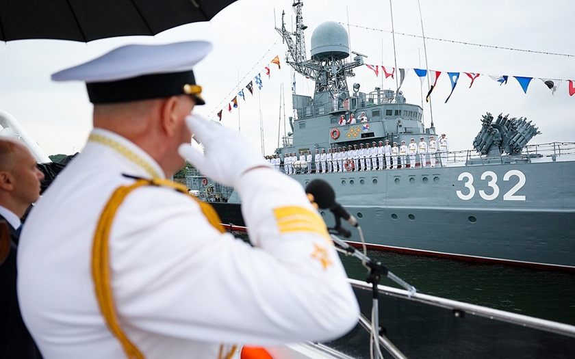 В Балтийске отметили День военно-морского флота России