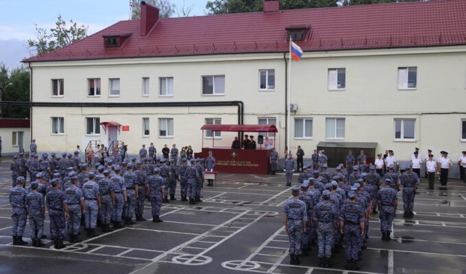 100 юношей из Калининградской области и Башкортостана будут служить в Росгвардии