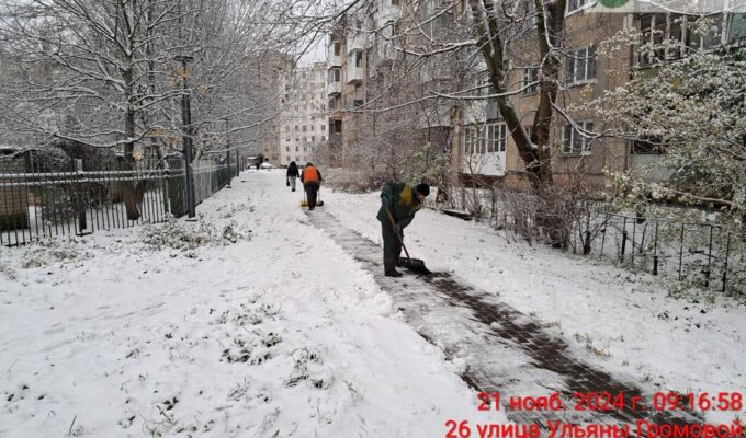 10-балльные пробки охватили Калининград из-за снегопада