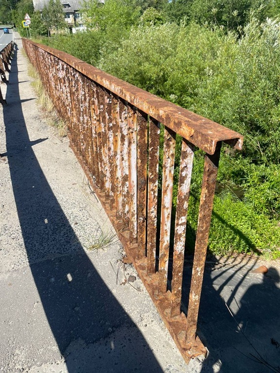 В поселке Невское обновили опасный мост