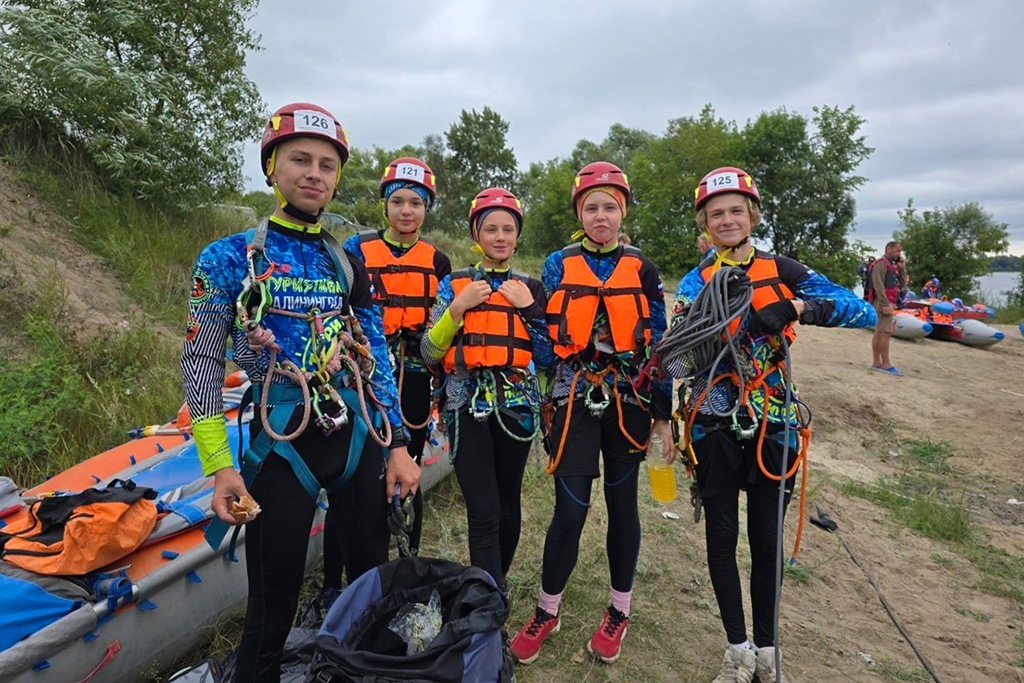 Школьники Калининграда блистают на всероссийской арене безопасности Школьники Калининграда блистают на всероссийской арене безопасности