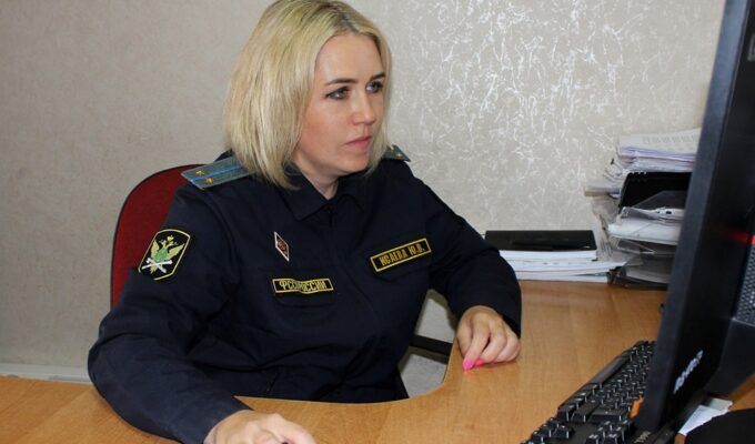 Недобросовестный работодатель выплатил крупную компенсацию после вмешательства приставов