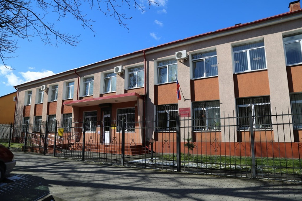 Житель Калининградской области получил 4 года колонии за призывы к мятежу и хранение оружия Житель Калининградской области получил 4 года колонии за призывы к мятежу и хранение оружия