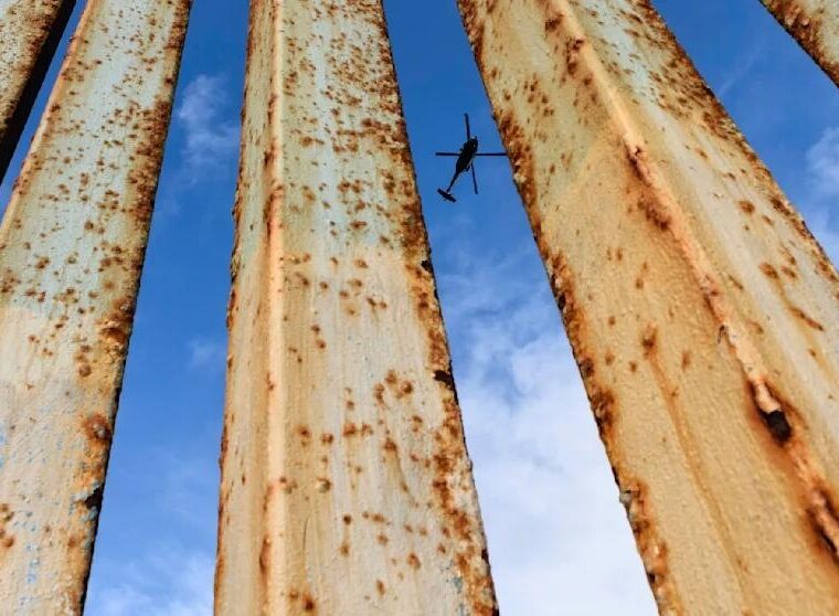 Трамп придумал «горячее» решение для защиты границы с Мексикой