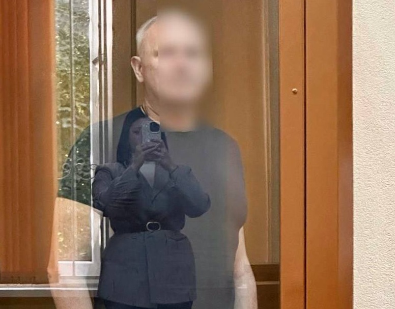 Глава администрации Балтийского округа останется под арестом