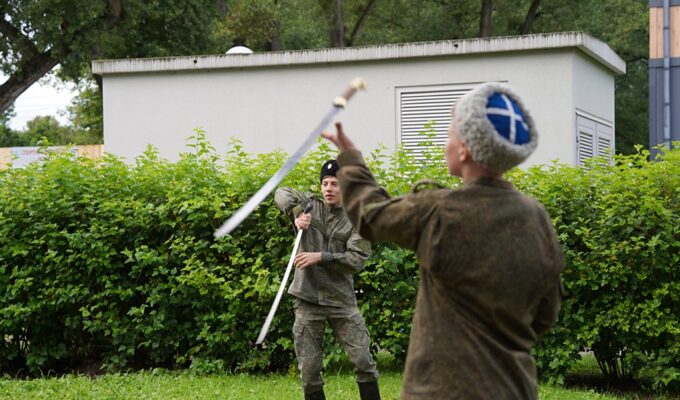 Казачья доблесть и меткость: в Калининграде прошли «Шермиции» и фестиваль песни