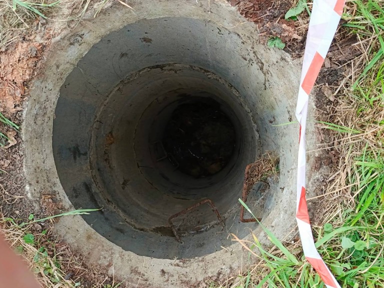 Прокуратура проверяет инцидент с падением ребёнка в колодец в Зеленоградске