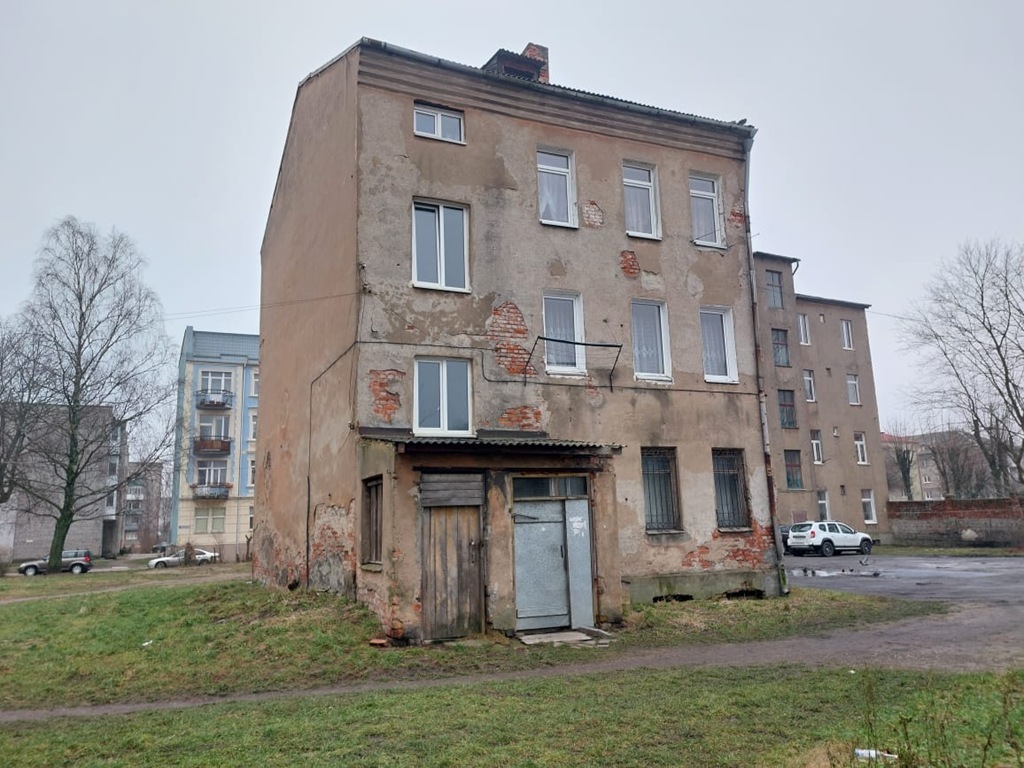 В Черняховске повторно возбуждено дело о затянувшемся нерасселении аварийного дома