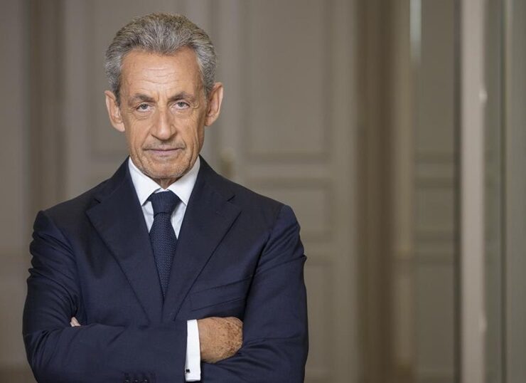 Саркози против Макрона: «Европа изолирована сильнее, чем Россия» Саркози против Макрона: «Европа изолирована сильнее, чем Россия»