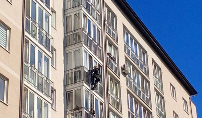 Жара, лоджия и готовящийся обед: как калининградку спасали из «солнечной ловушки»