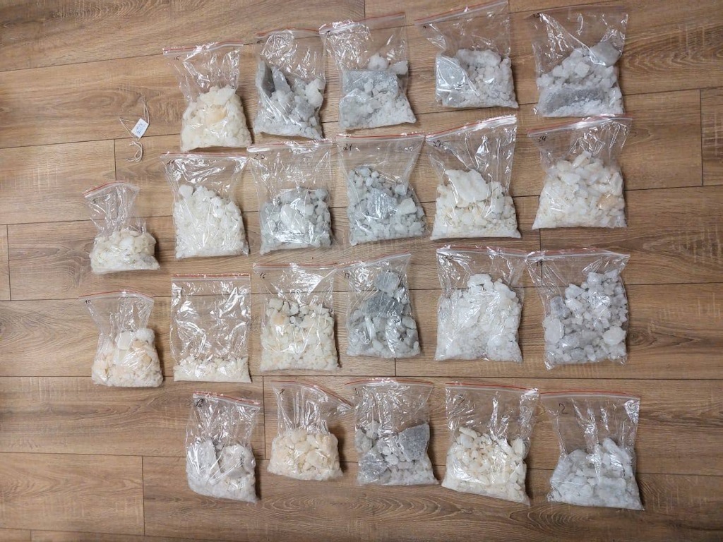 В суд передано дело о контрабанде наркотиков: изъято более 19 кг запрещенных веществ