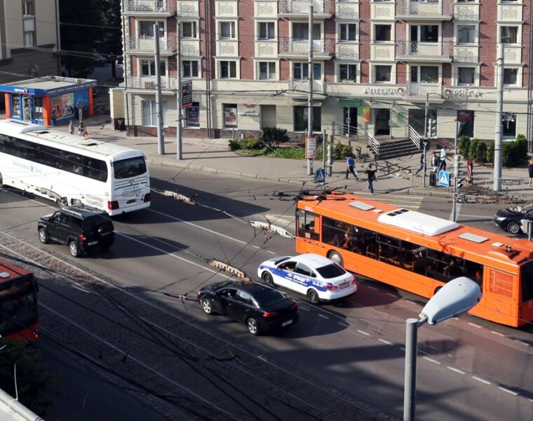 Дятлова отдаст Чкаловску троллейбусы, а Балтрайону — автобусы