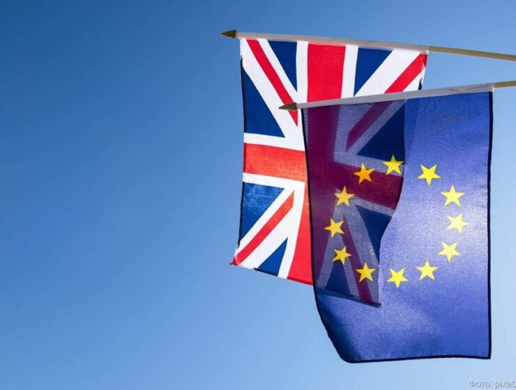 ЕС отложил новый пакет санкций против России для координации с G7 ЕС отложил новый пакет санкций против России для координации с G7