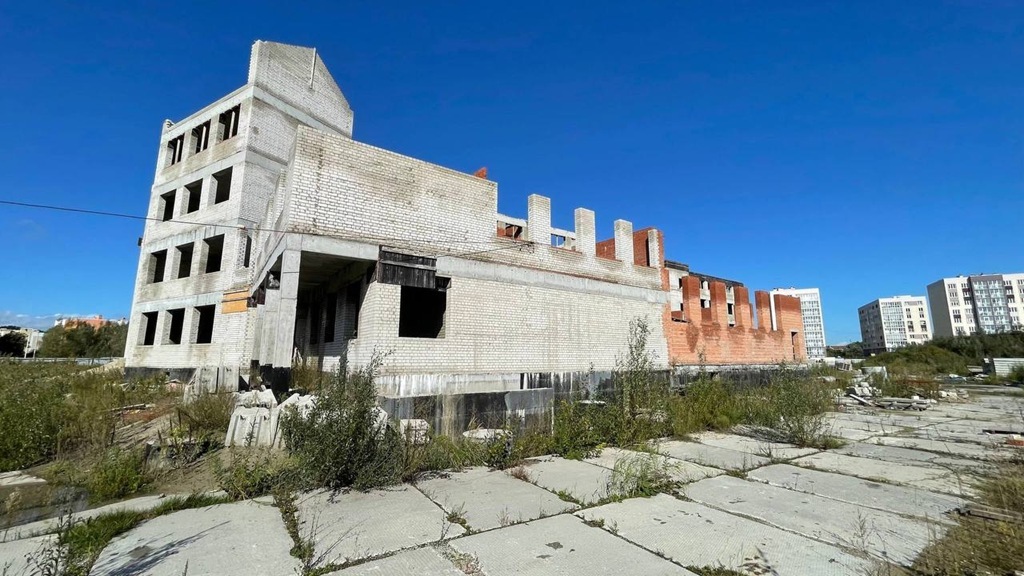 В Калининграде возбуждено уголовное дело о хищениях при строительстве школы В Калининграде возбуждено уголовное дело о хищениях при строительстве школы