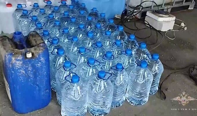 В Калининграде разливали не по правилам: ликвидирован подпольный спиртовой цех