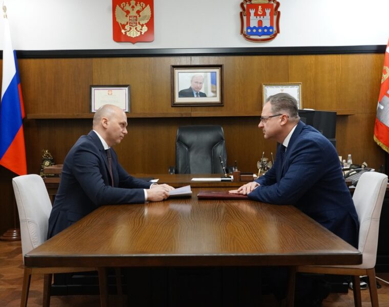 Максим Коломиец возглавил министерство по муниципальному развитию и внутренней политике Калининградской области