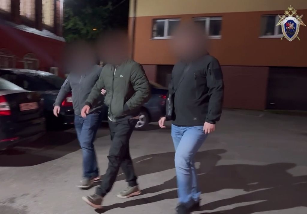 Адвокат и его знакомый обвиняются в посредничестве во взяточничестве