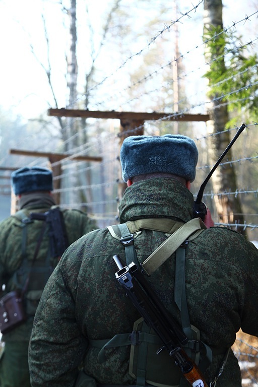 Подросток пытался нелегально пересечь границу с Польшей Подросток пытался нелегально пересечь границу с Польшей
