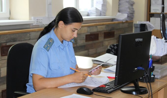 Запрет на регистрацию недвижимости и транспорта заставил калининградца погасить долги