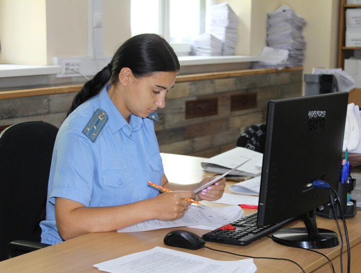 Запрет на регистрацию недвижимости и транспорта заставил калининградца погасить долги