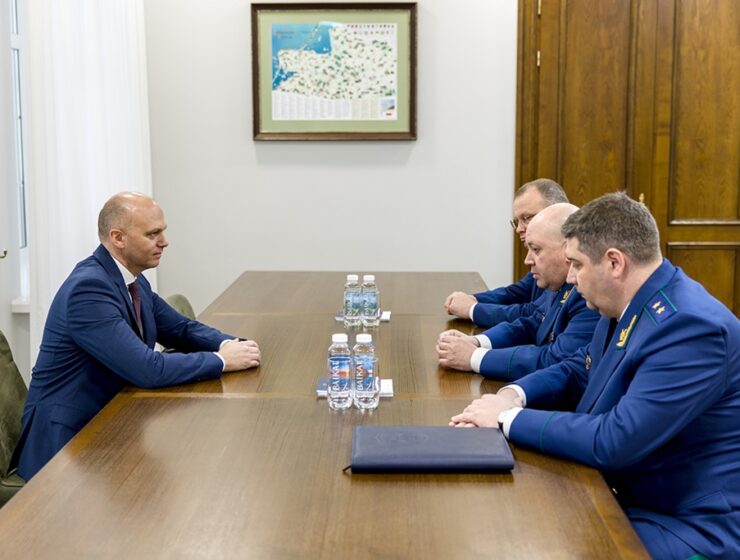 Новый прокурор Калининградской области познакомился с Беспрозванных