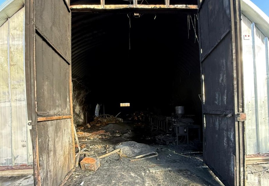 В Калининграде на пожаре погиб сторож: следователи выясняют детали