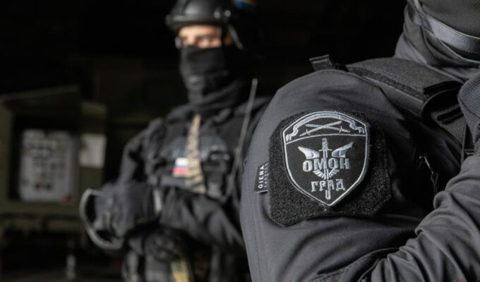 Росгвардейцы взяли с поличным наркодилера в Гурьевском районе