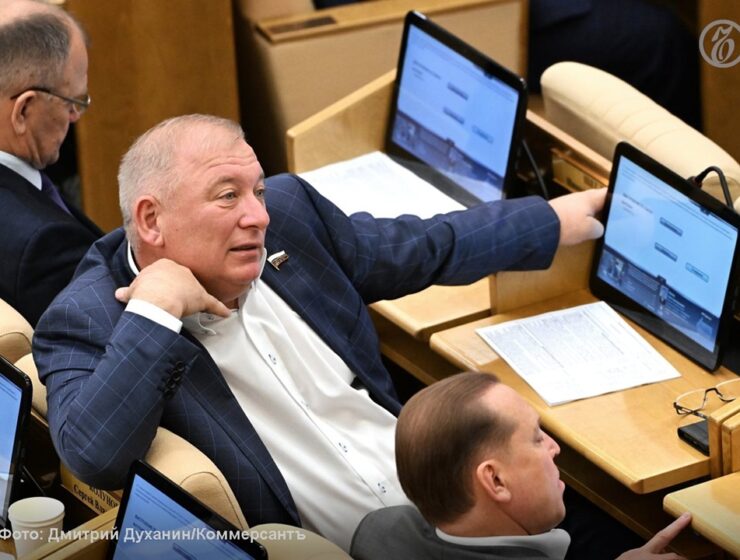 Депутата Госдумы подозревают во взятке и лишили неприкосновенности