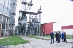 Крупный инвестор вложил около миллиарда рублей в сельхозпроекты Озерского округа