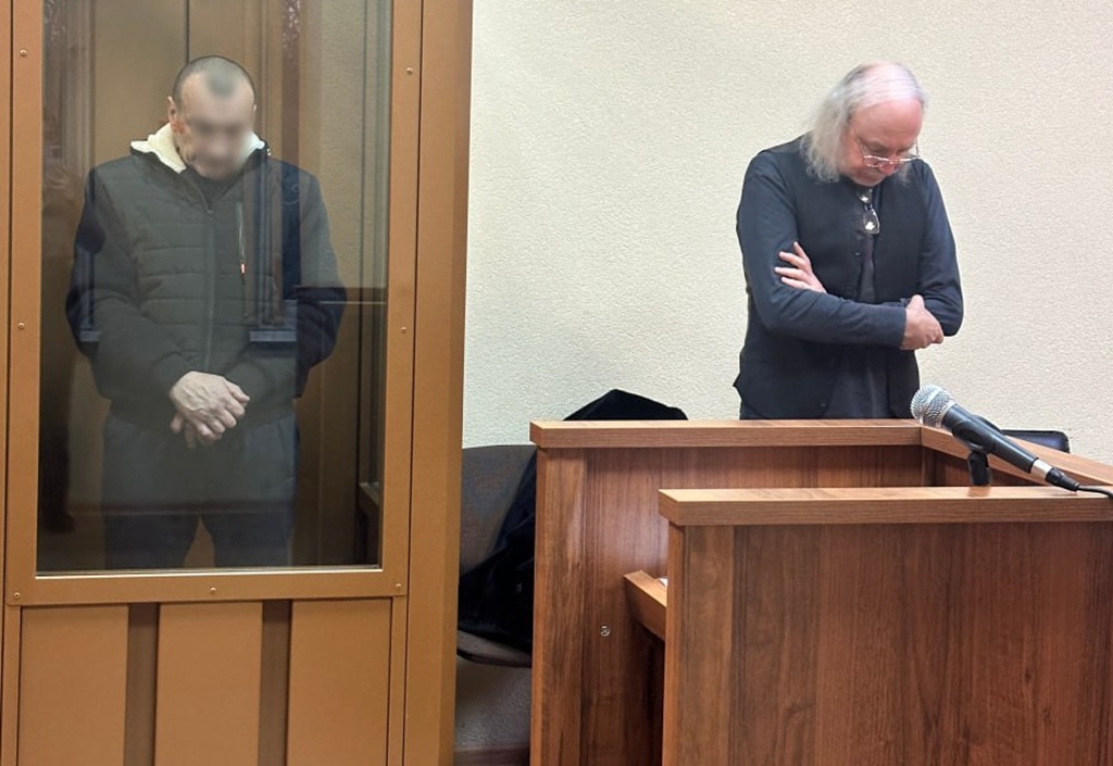 В Советске отчим зарезал сожителя падчерицы во время ссоры и сел на скамью подсудимых