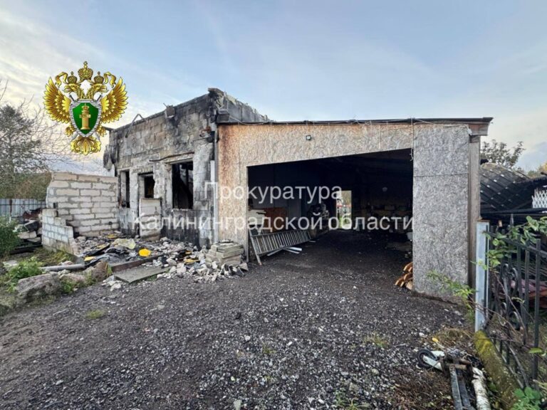 В поселке Взморье мужчина устроил поджог дома из-за ревности