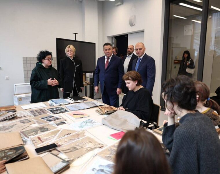 Полпред президента проинспектировал социальные и инфраструктурные проекты в Калининградской области