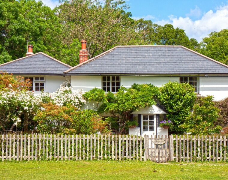 Как правильно купить дом в Новознаменском районе Краснодарского края