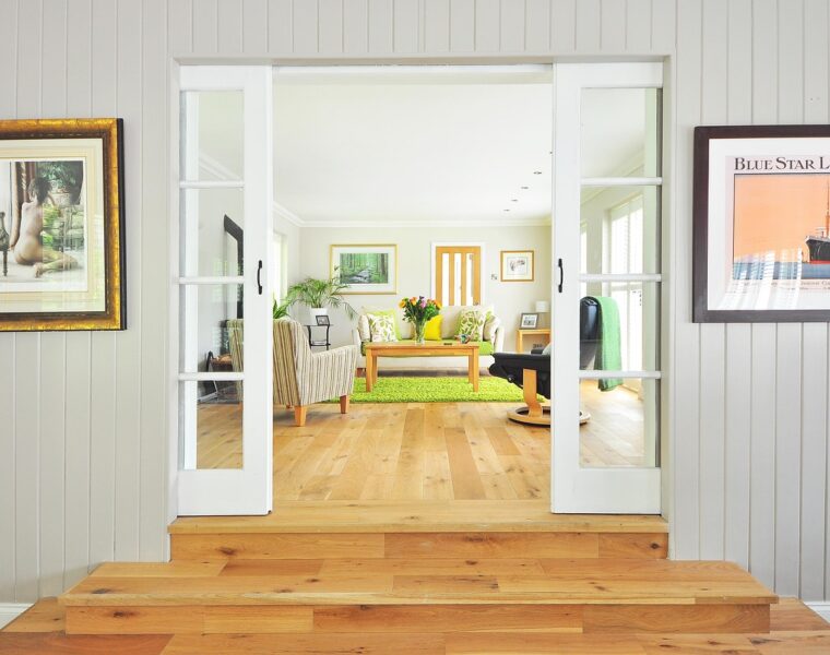 Как выбрать идеальный загородный дом для комфортной жизни на природе