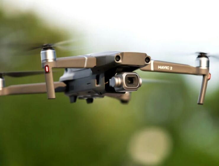 Чешская фирма наживалась на поставках дронов для Украины