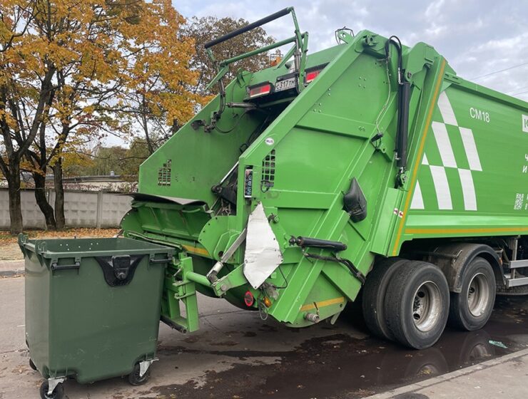 В Калининградской области закупят около 2500 мусорных контейнеров