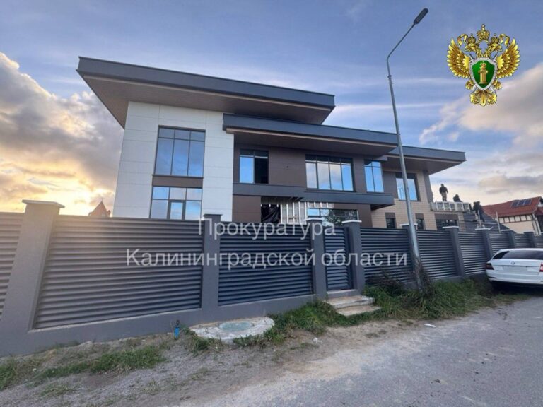 В Зеленоградском районе требуют снести самовольную постройку и вернуть землю