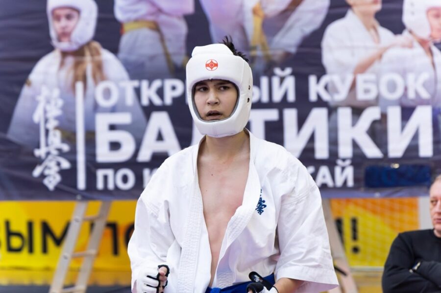 В Калининграде прошёл турнир по кёкусинкай, посвящённый памяти героев России