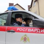 В Балтийске росгвардейцы задержали агрессивного мужчину, ударившего женщину на остановке